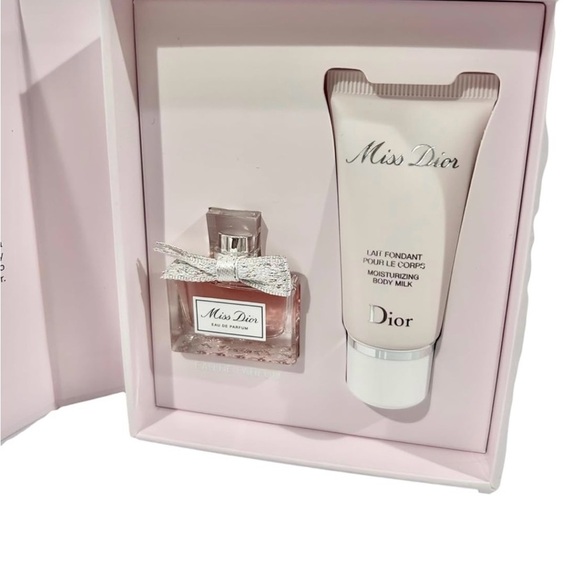 Miss Dior Gift Set New in Sealed Package NWT
MSRP $80 - Picture 2 of 4